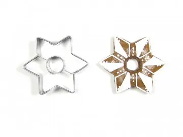 Nerezové vykrajovátko: HVĚZDA SE STŘEDEM 4,9 CM