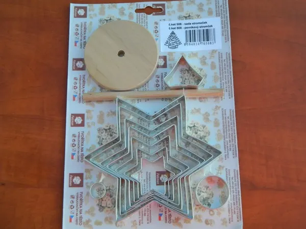 Sada vykrajovátek - perníkový stromeček