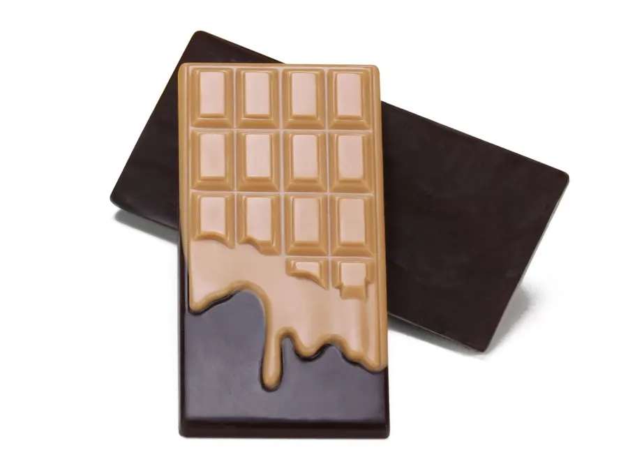 Forma Cake Masters na rozteklé čokoládové tabulky