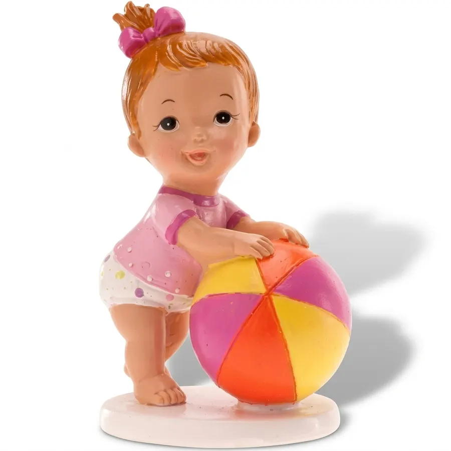 Plastová figurka holčička s míčem na dort Dekora